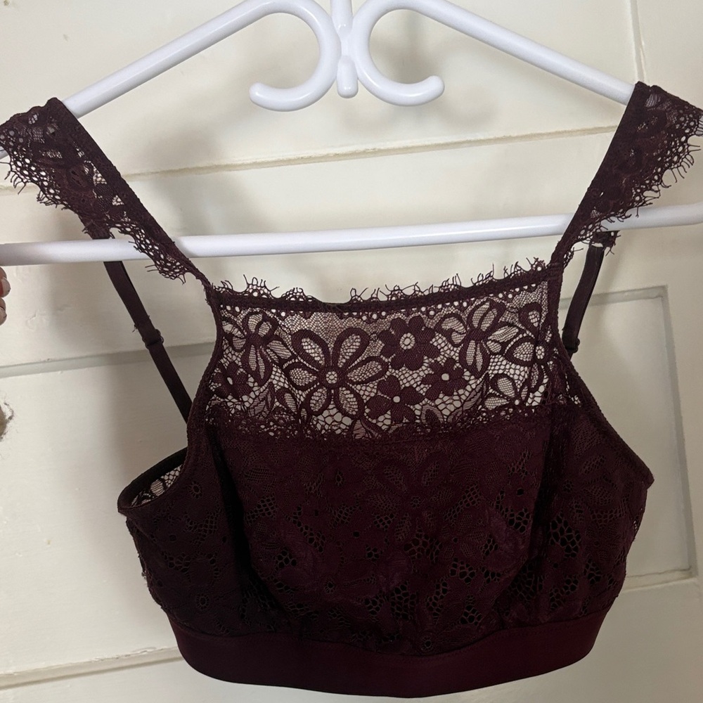 Aerie Lace Bralette in Burgundy